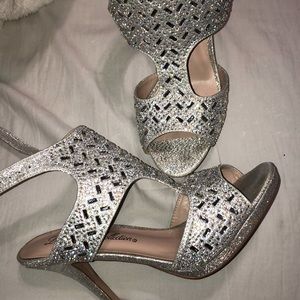 De blossom collection heels
